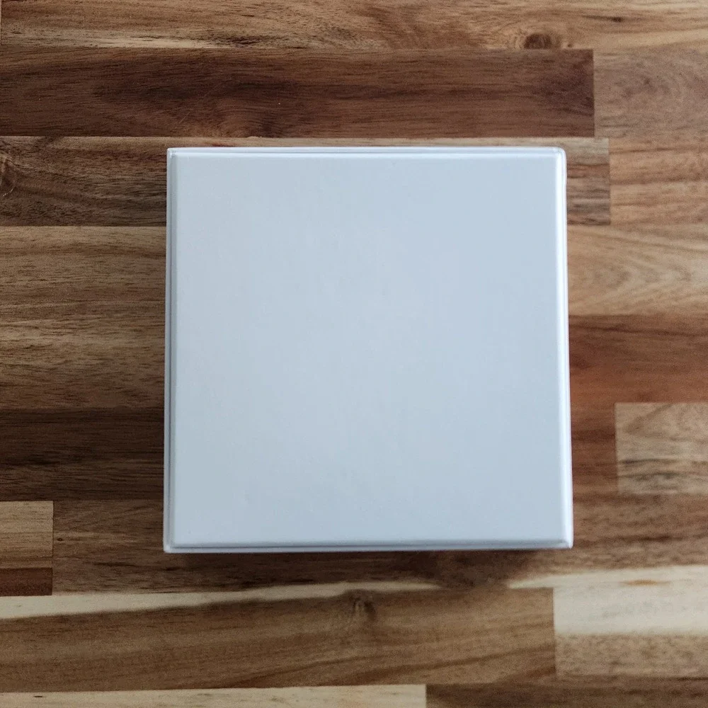 Lilly Pulitzer White Gold Foil Logo Square Gift Box 6.75x6.75x1.25 Accessory Box
